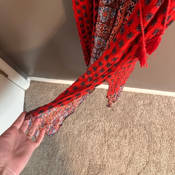 Boho Red Tasseled Sleeveless Maxi Dress - Pink Rose size Small - Some damage - M - Picture 3 of 8